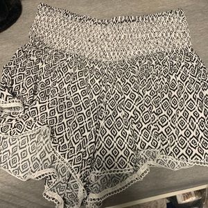 Size 0x Torrid shorts